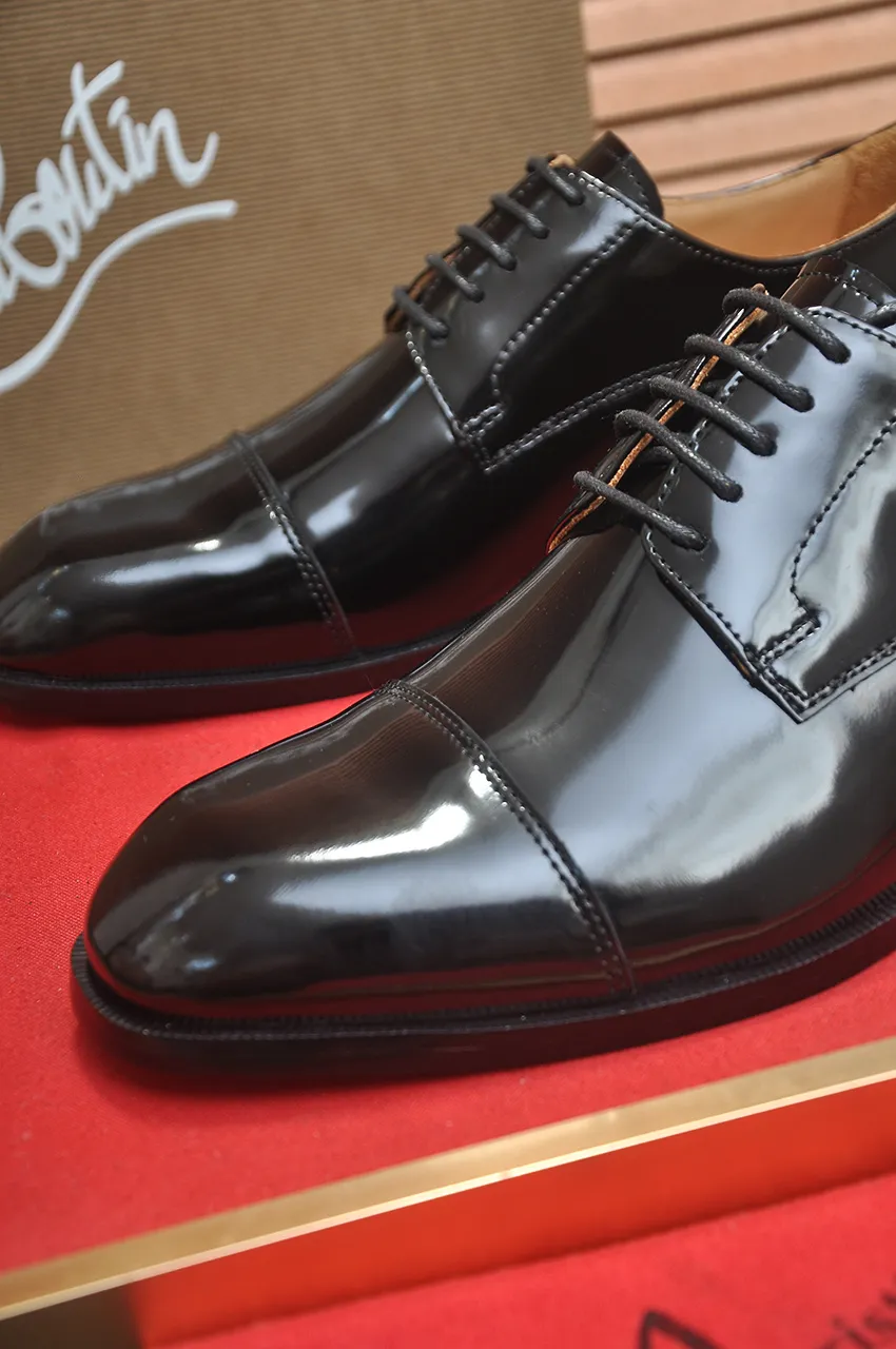 Men's shoes 💰620💶 [Chrstian Loubotin] Red-soled shoes 💋Original mold opening, the highest version on the market, purely handmade ➕Imported cowhide uppers, first-layer water-dyed cowhide lining! Original EU high-gloss outsole. 38 to 45 (45 customized)